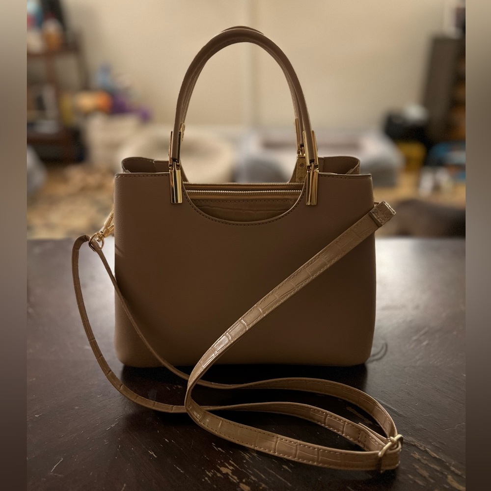 SOLD Nude bag